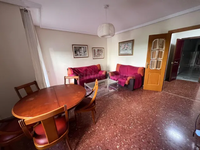 MAGNIFICO PISO DE ESTUDIANTES - foto 4