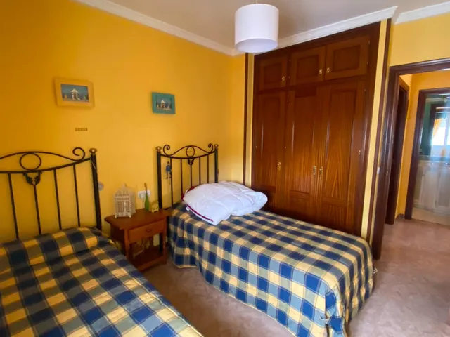 Exclusivo pareado en Santa Mónica: elegancia, espacio y vistas inigualables — 28