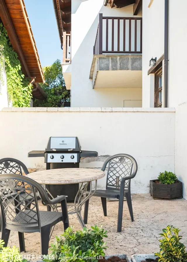 Chalet adosado con jardín y porche acristalado en Urbanización Lomas de Badaguás — 33