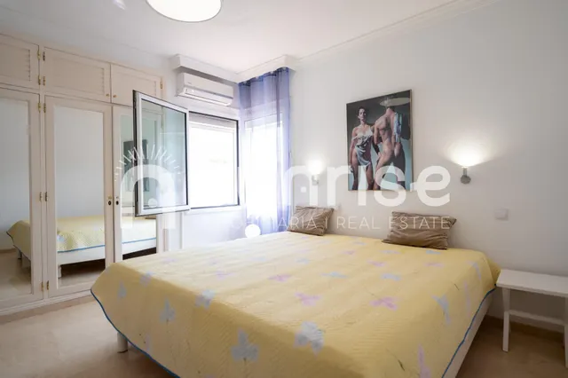 Casa con piscina privada en el Campo de Golf — 26