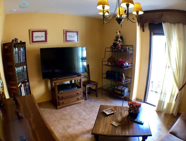 AMPLIA VIVIENDA CON ASCENSOR - ZONA CENTRO — 35