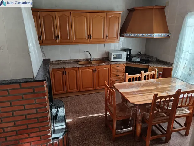 Espectacular parcela con chalet y piscina a 15 minutos de Albacete — 3