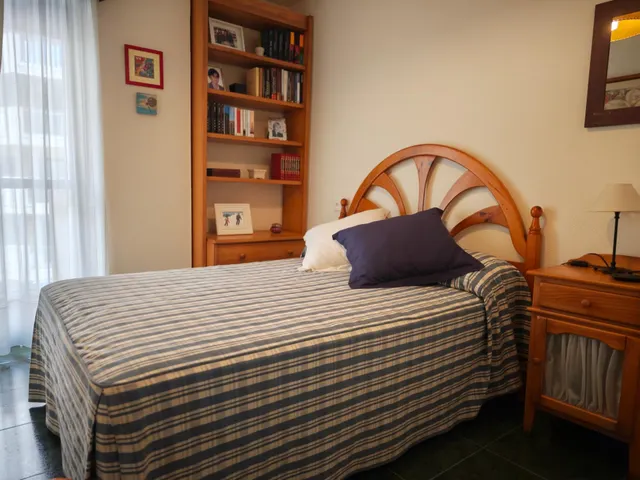 PISO CENTRICO EN FUENGIROLA CON VISTAS LATERALES AL PUERTO JUNTO A LA PLAYA. PERFECTO ESTADO — 22