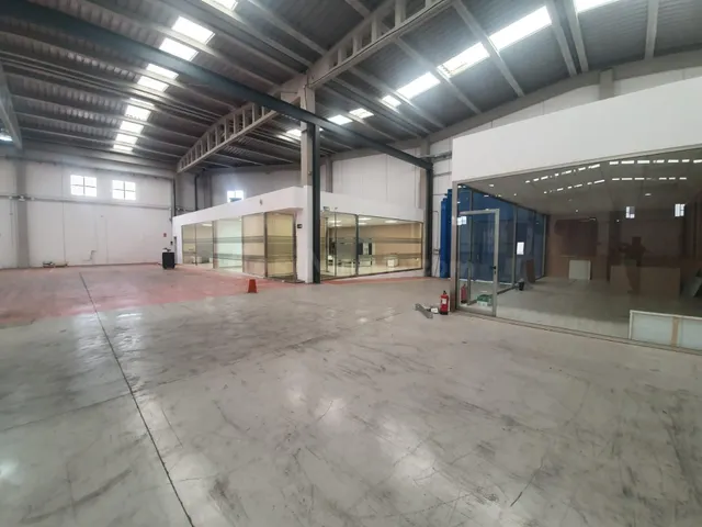 NAVE EN VENTA EN RENTABILIDAD - foto 4