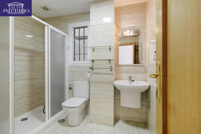 Piso en Armilla Centro con patio de 46 m2, 2 dormitorios y metro — 9