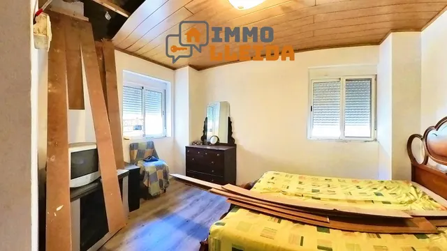 OPORTUNIDAD Casa en La Granadella con patio — 11