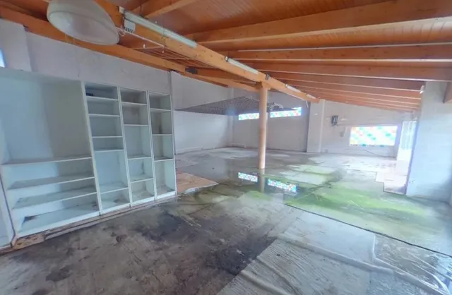 ESTUPENDA CASA EN HUERGAS DE GORDON — 28