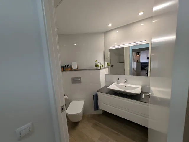 Exclusivo Piso con Gran Terraza Privada en Situación Inmejorable Tortosa — 12