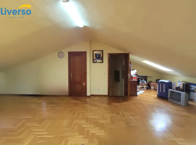 Amplio adosado de 4 dormitorios y con terraza de casi 10 m2. — 32