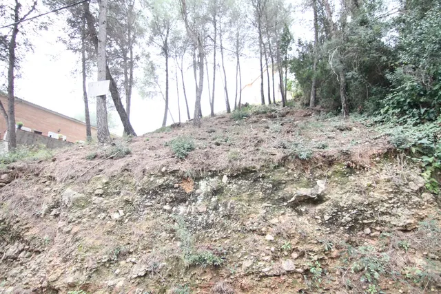 Terreno urbano de 535m2 en Can Llopard Corbera de Llobregat — 2