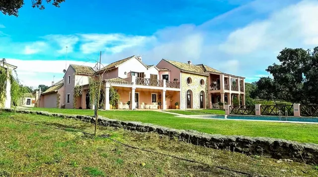 Finca rústica 7 habitaciones 735m² en venta - Centro - foto 4