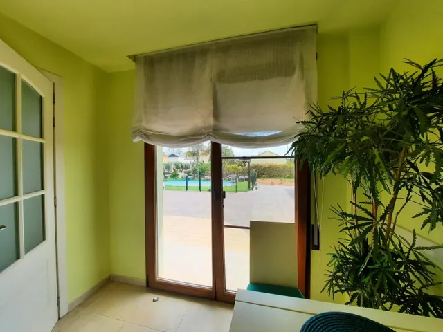 Gran Chalet a pocos metros del rio en el Delta del Ebro — 7