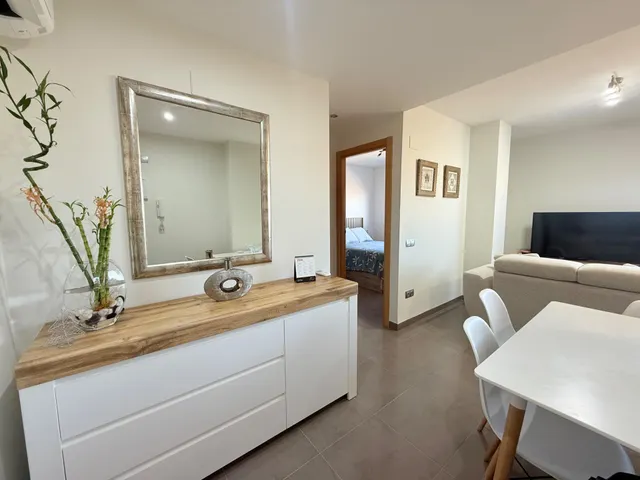 APARTAMENTO CON PISCINA COMUNITARIA Y PARKING EN JESUS I MARIA, DELTEBRE — 9