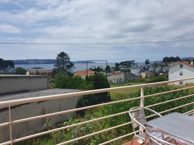 Pareado con vistas al mar en Miño — 15