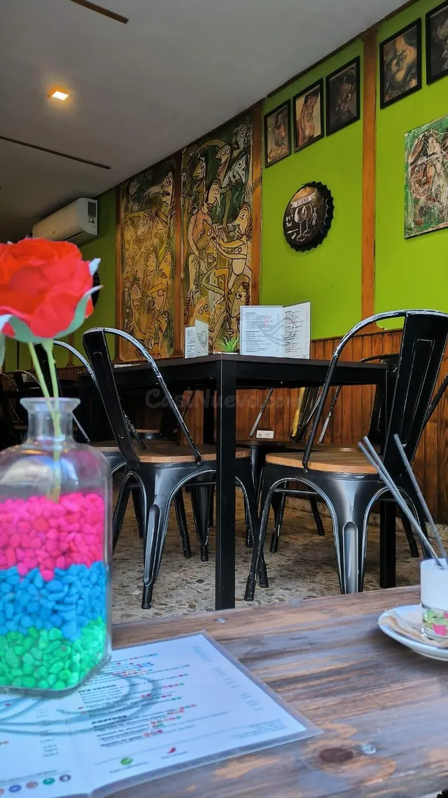 Se traspasa tapería en los Vinos - foto 5