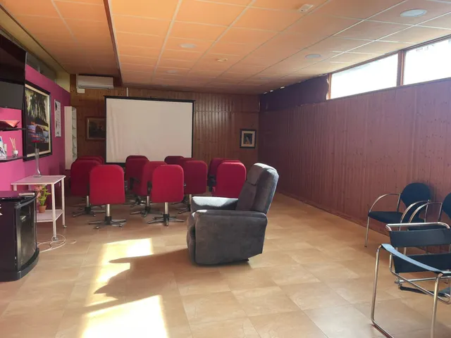 LOCAL COMERCIAL EN BENIDORM — 17