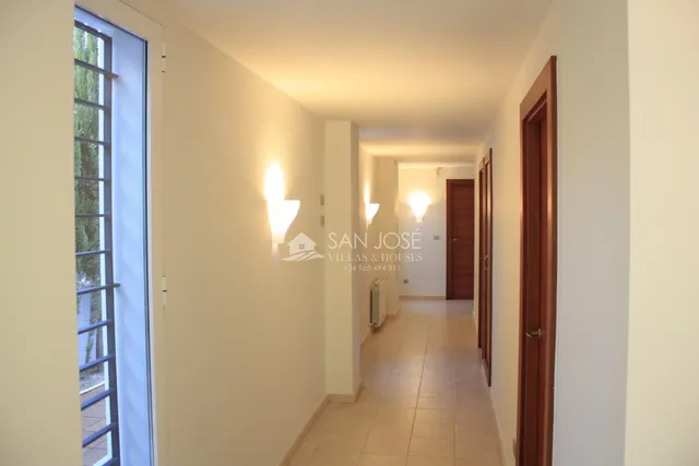 CHALET EN PRIMERA LINEA DE CAMPO DE GOLF, ALENDA GOLF, ALICANTE — 35