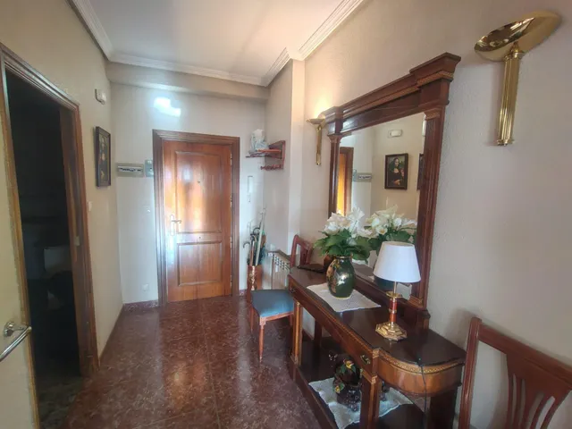 Piso en Venta: Oportunidad Única en el Paseo de Zorrilla, Edificio Las Mercedes — 24