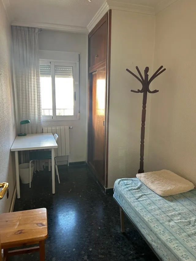 Piso amplio Ronda de Levante — 9