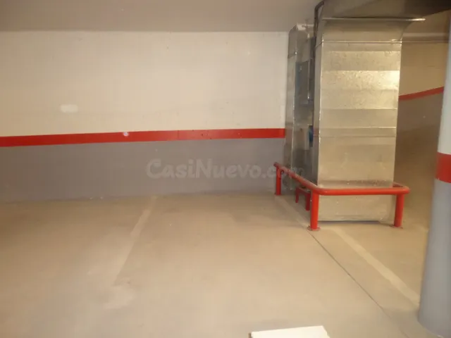 Se venden 8 plaza de garaje en calle Campo ideal como invers - foto 4