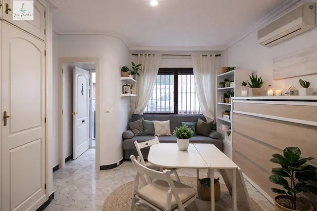 ESTUDIO EN BENALMADENA COSTA CON LICENCIA TURISTICA - foto 3