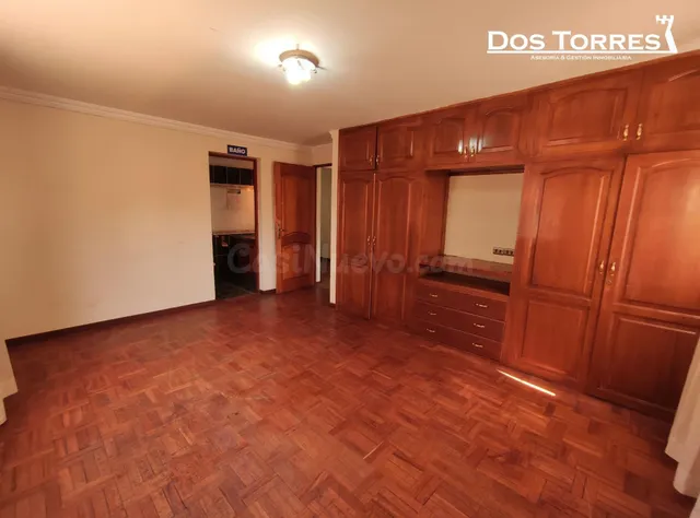 CASA MULTIFAMILIAR EN VENTA, ZONA PACATA, SOBRE LA AVENIDA G - foto 4