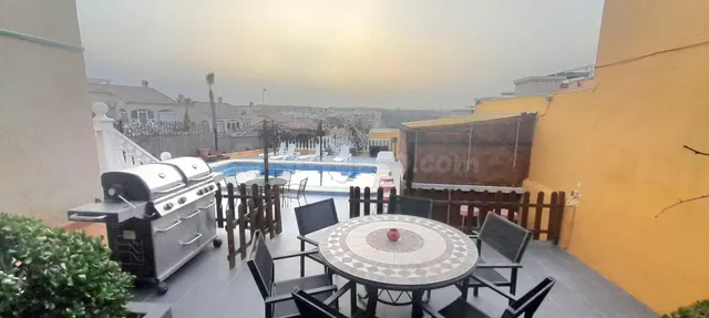 EXCELENTE CASA INDEPENDIENTE EN LA ZONA DE LOS ALTOS ORIHUEL - foto 4