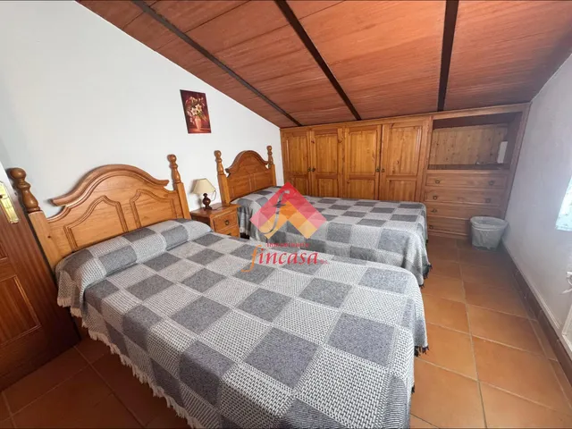 ESTUPENDA CASA DE CAMPO EN AMPLIA PARCELA — 17