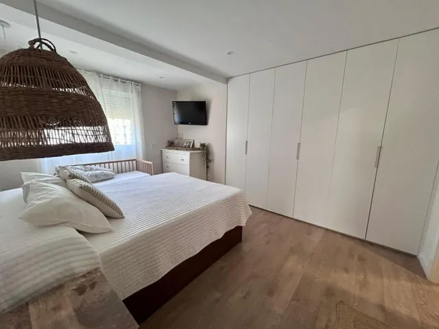 Venta de Piso 3 Dormitorios 2 Baños Balcón Reformado — 14