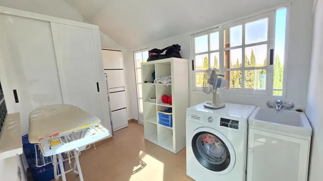 ¡increíble casa adosada con piscina privada en urbanización azahar! — 50