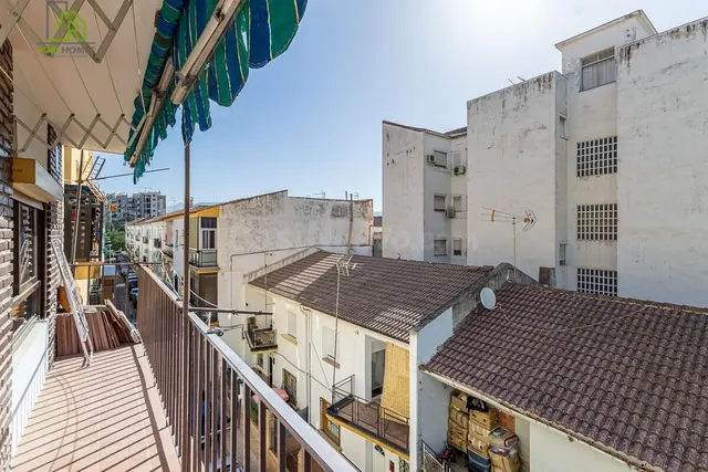 PISO JUNTO AVENIDA DE ANDALUCIA — 2