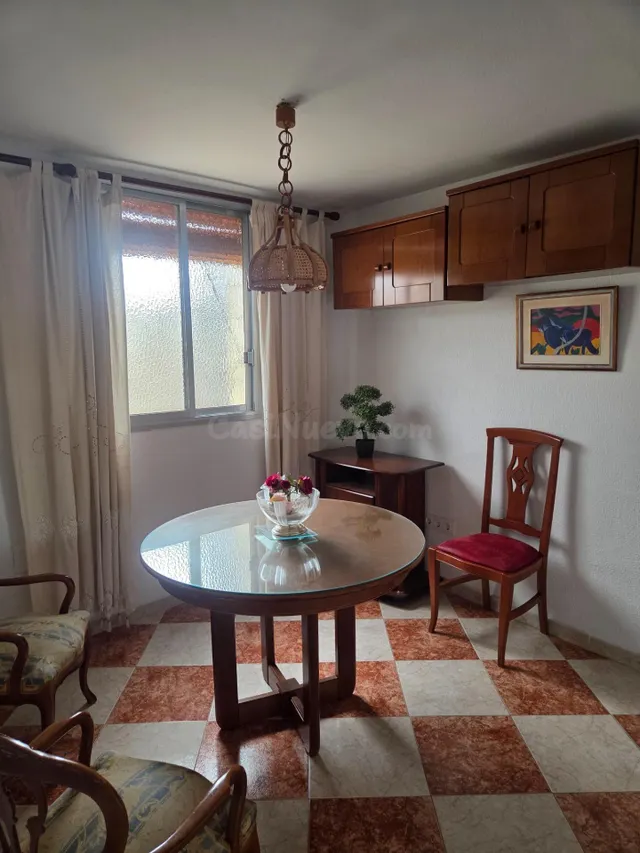 Piso de 4 habitaciones con ascensor y terrazas en Santa Rosa