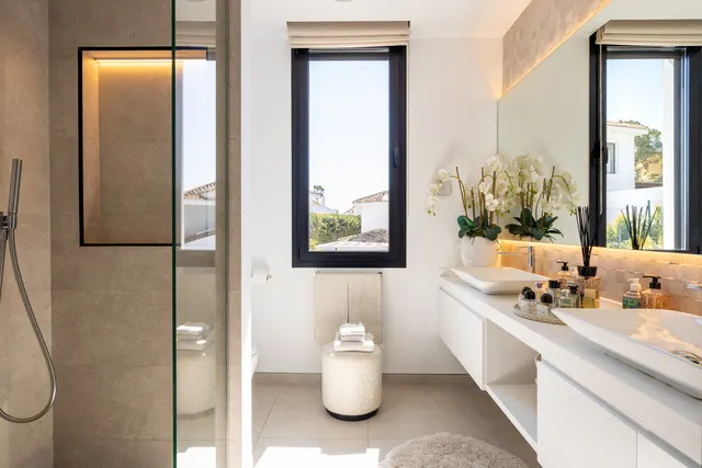 Chalet 4 habitaciones 368m² en venta - Marbella — 11
