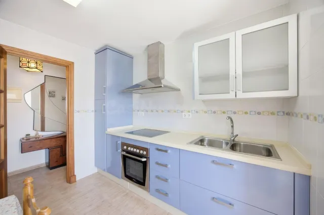 Piso reformado y listo para entrar a vivir en Urbanización L - foto 3