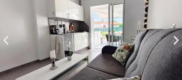 Estudio reformado y muy céntrico en Playa del Inglés, dispon - foto 3
