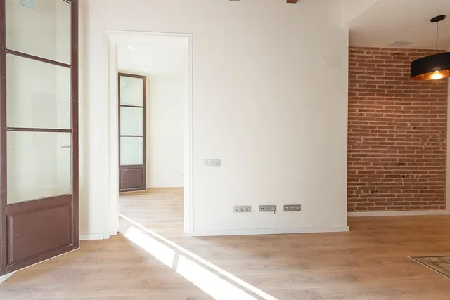 VIVIENDA REFORMADA EN SAGRADA FAMILIA — 22