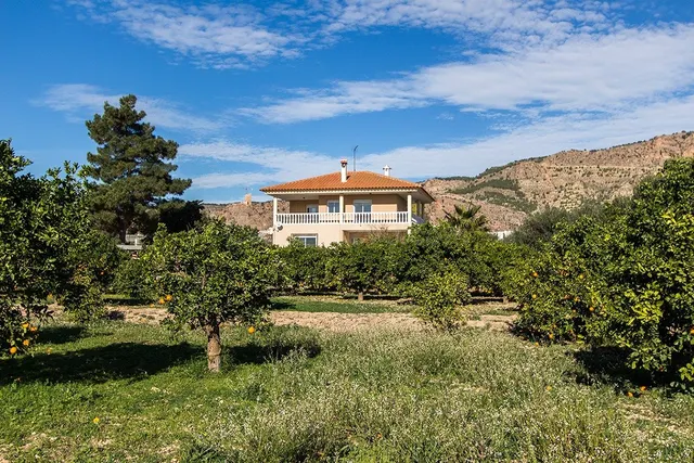 Chalet independiente con parcela en Alhama de Murcia - foto 5