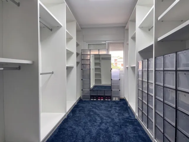 Estupendo triplex en zona campo de futbol — 13
