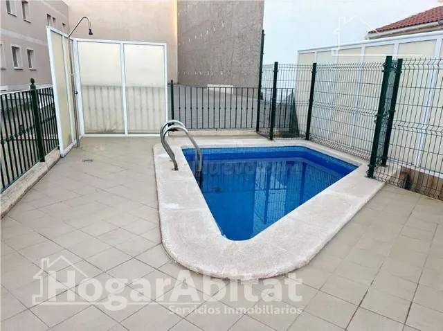 ¡CERCA DE LA PLAYA! PRECIOSO, REFORMADO CON PISCINA, TERRAZA