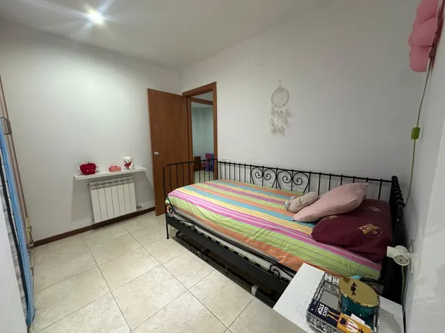 ¡Impresionante Dúplex en el Corazón de Castellar del Vallès por solo 229.000€! — 17