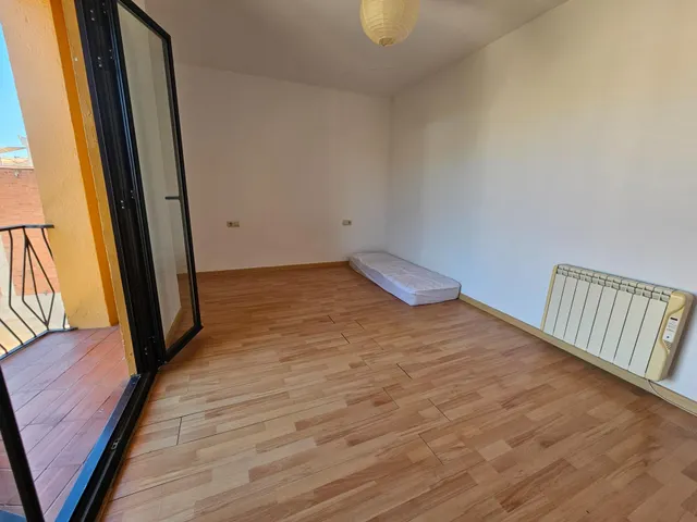 PISO EN EL CENTRO DE LA VILA — 9