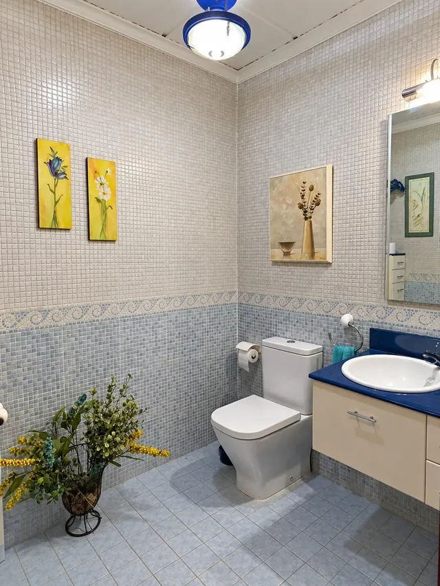 Chalet en venta en Zona Privilegiada, Carrer Llarguer, 90, Benirredrà, Gandía, Valencia — 28