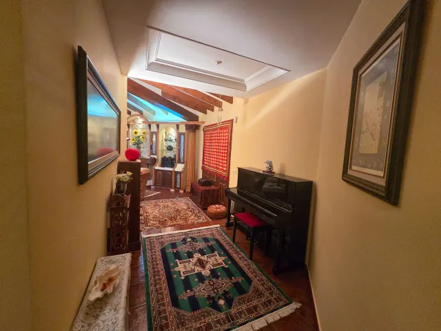 Villa 9 habitaciones 285m² en venta - Plaza Madrid — 19