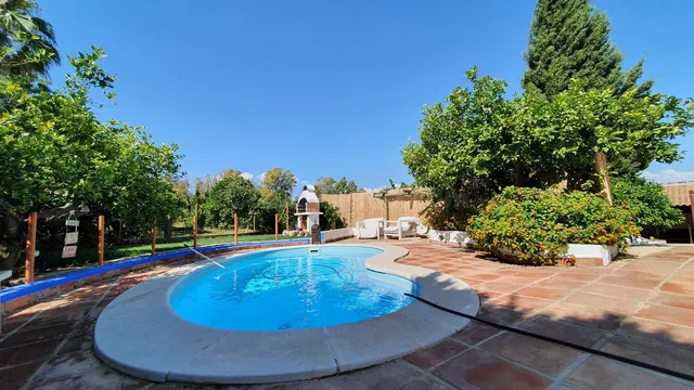 Finca rústica 11 habitaciones 376m² en venta - Costa del Sol - foto 2