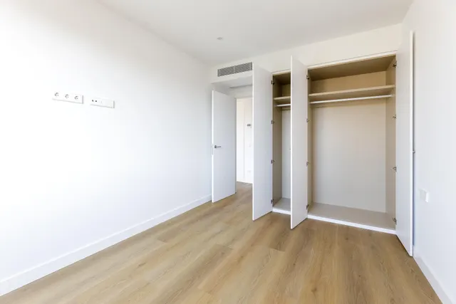 Vivienda a estrenar con diseño moderno y parking opcional en Bons Aires — 22