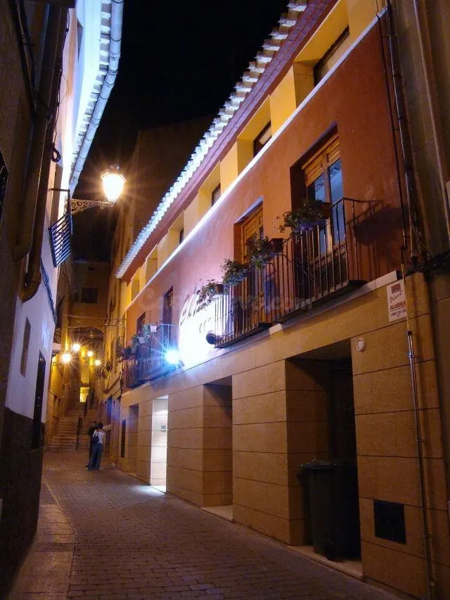 INVERSIÓN SEGURA Y RENTABLE: HOTEL EN VENTA EN CARAVACA DE L - foto 3