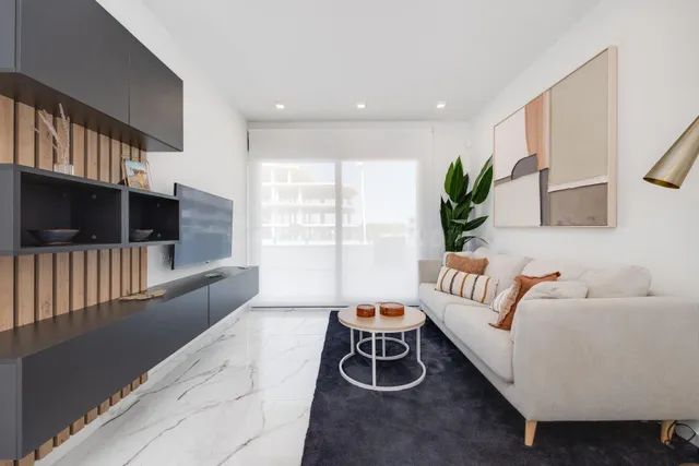 Apartamento con acabados de lujo en San Miguel de Salinas - foto 3