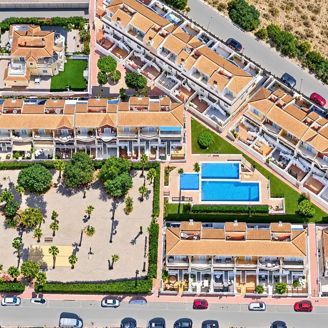 Casa 3 habitaciones 101m² en venta - Urbanizacion monteazul — 25