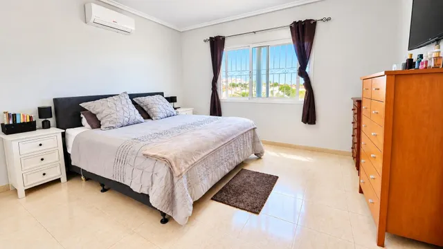 Villa 4 habitaciones 219m² en venta - Doña Pepa — 13
