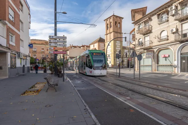 Terreno en pleno centro de Armilla — 48